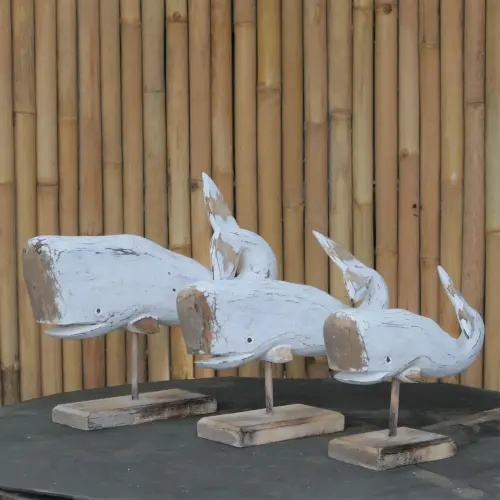 Product image of the product “Whale on a stand, wood in white. Set of 3; Size L: 47x15x38cm H, Size M:38x13x30cm H, Size S: 28x10x26cm H. ”